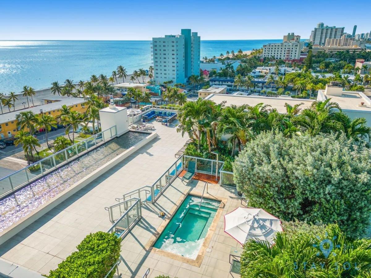 Hot Tub - Boardwalk - Amazing Pool Hollywood